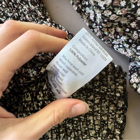 Black and White Women's Blouse - Picture 7 of 7